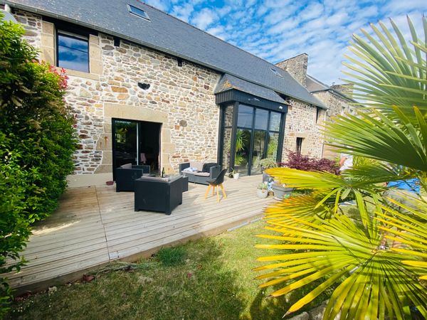 Sandrine's house