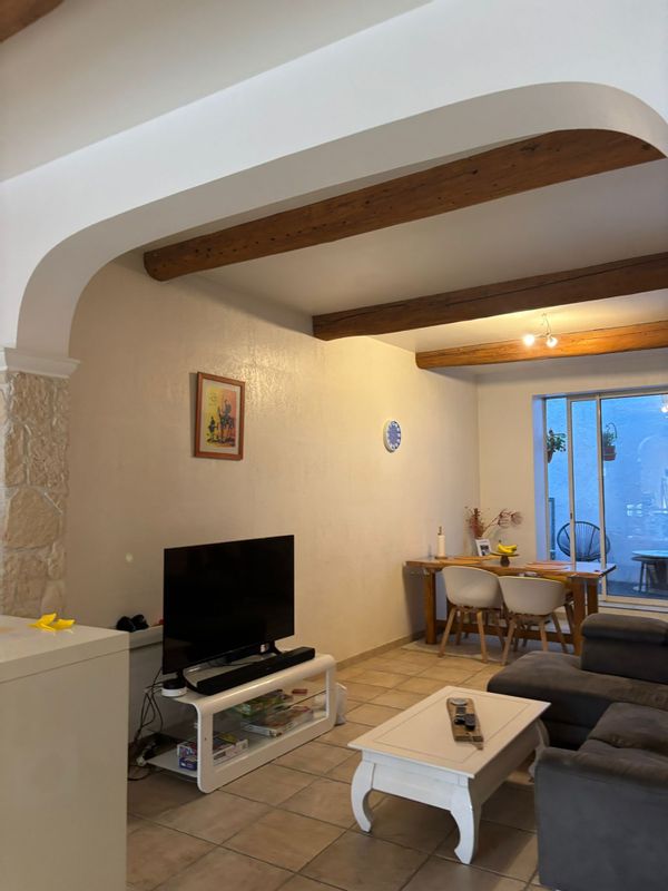 La maison près de la Mediterranée de Hanen et Thalia :)