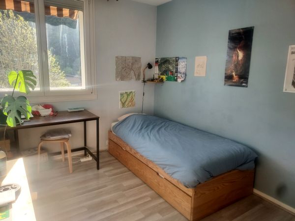 chambre privée avec vue sur les montagnes