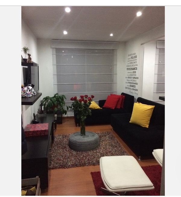 Magda's Cozy & Chic Apartment!!