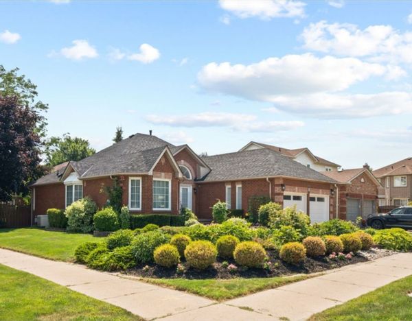 Casa di Jenn and Nash