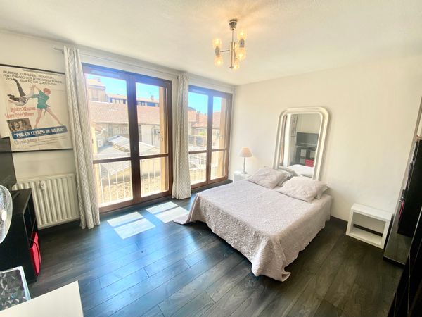 Appartement INTRA MUROS centre