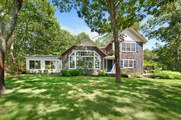 Spacious, airy Sag Harbor 4BR home