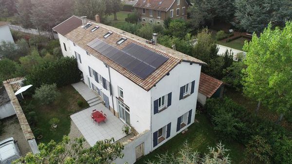 Belle maison ancienne à 20 minutes de Lyon