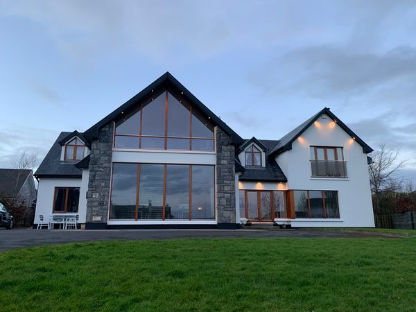 Lakeside home near Galway city. No Summer dates available 2023.