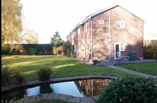 Lovely 5 Bed tranquil home