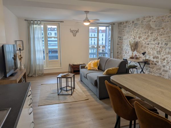 Appartement de charme sur les quais de Bayonne - vue exceptionnelle