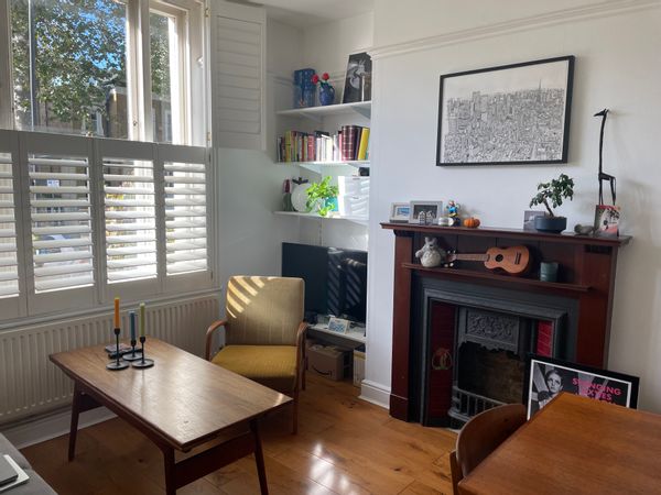 London flat with summer house + garden