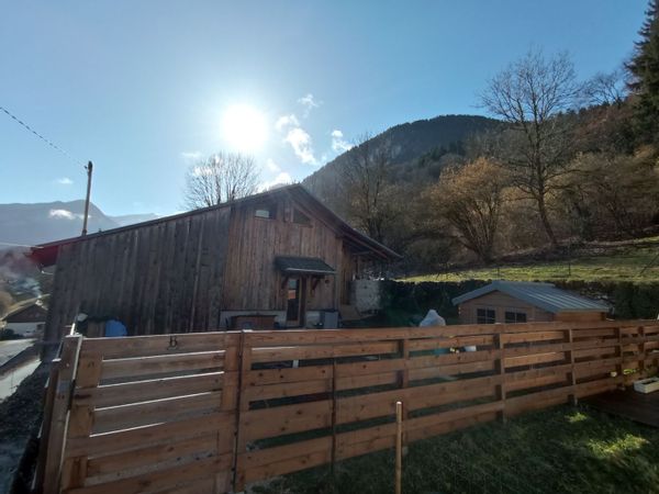Bienvenue dans notre petite maison en bois montagnarde.