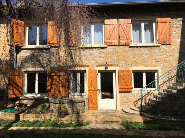 Maison portes de Lyon et du Beaujolais