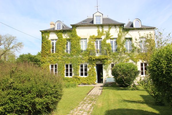 Deux chambres pour découvrir Rouen et sa région, Martine et Martin  vous accueillent chez eux.
