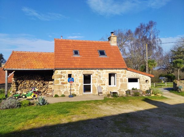 La maison de Céline, Sébastien, Tancrède, Junon et Emilio.