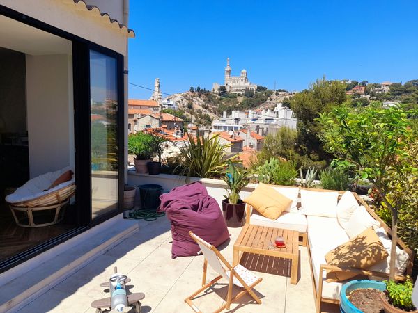 Marseille Roucas Blanc, proche plage et Notre Dame de la Garde, piscine chauffée