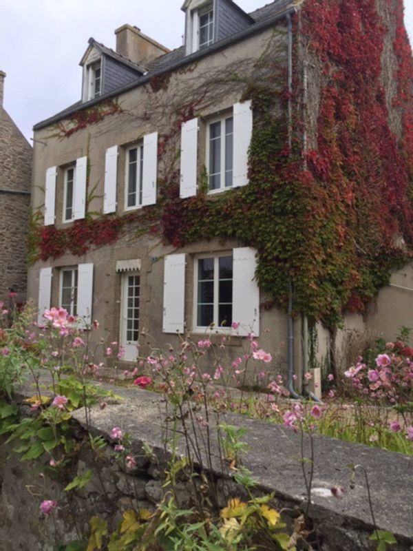 Spacieuse maison authentique à Kersaint/Portsall, proche plages & GR34