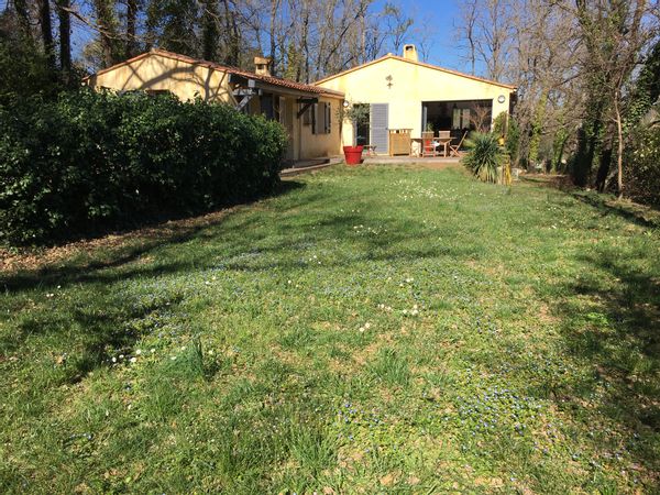 Maison spacieuse en Provence verte à proximité de la mer