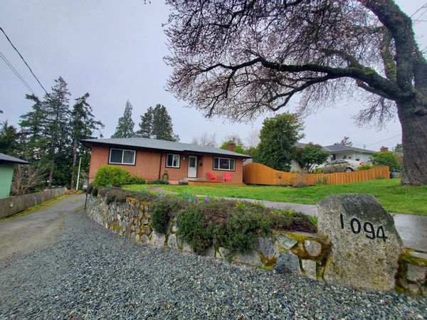 Gorge Waterway Getaway