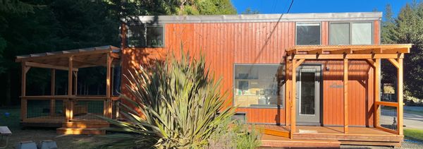 Casa di Noa and Demetra