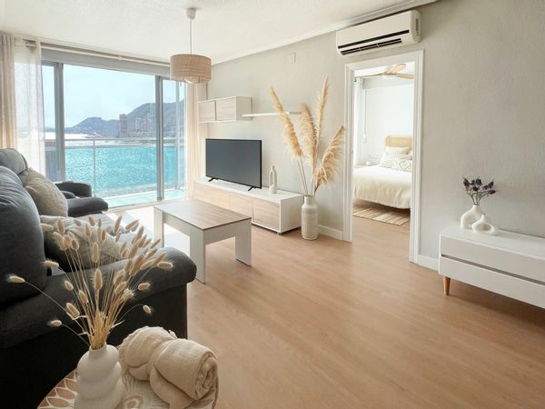 APARTAMENTO CON VISTAS AL MAR