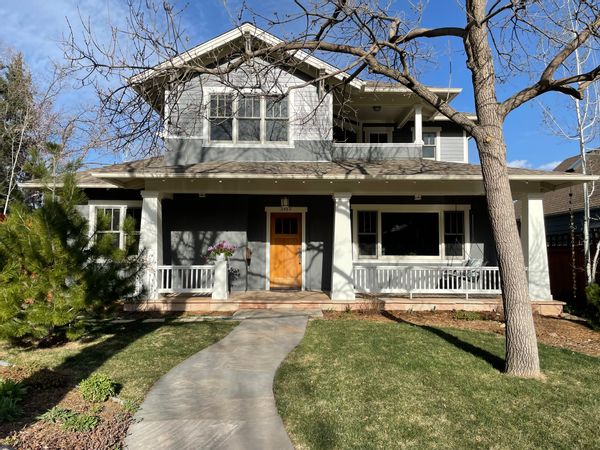 Leeland' & Sabrina's house
