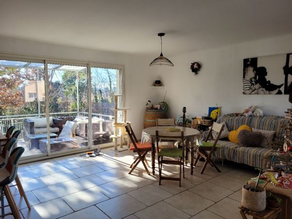 La maison de Florence et Pheng, aux pieds des Cévennes