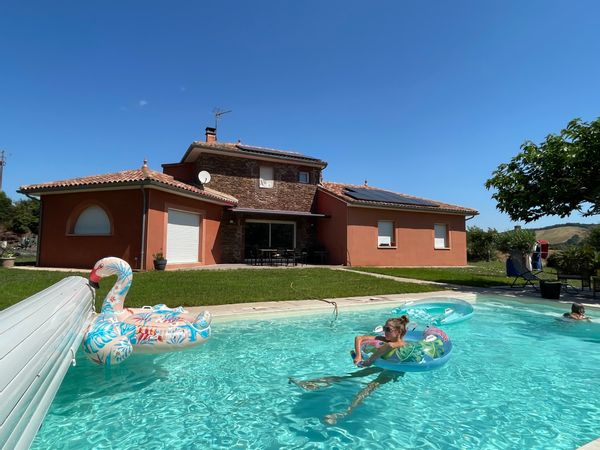 Maison piscine Sud Aveyron