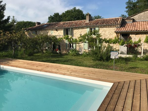 Charmante maison familiale à la campagne au milieu des vignes (Gironde / Dordogne)