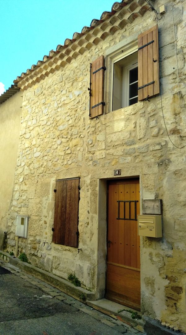 Petite maison de vacances au cœur du village
