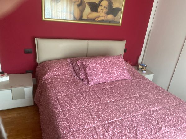 Appartamento in Villa indipendente. Spazio comune lavanderia, smistamento rifiuti nel seminterrato..