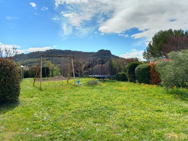 La maison de FABRICE et les filles