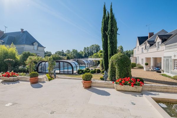 Villa classée 5*  avec grande piscine - Val de Loire