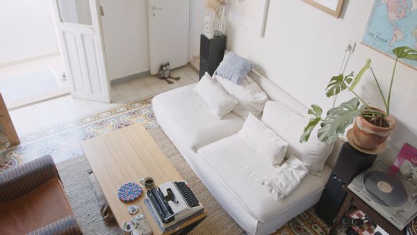 Eyal's Jaffa Studio Apartment