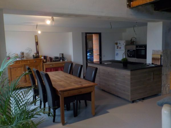 La maison de Sandrine & Herve. Nous recherchons principalement un échange de maison avec quelqu'un qui habite Londres.