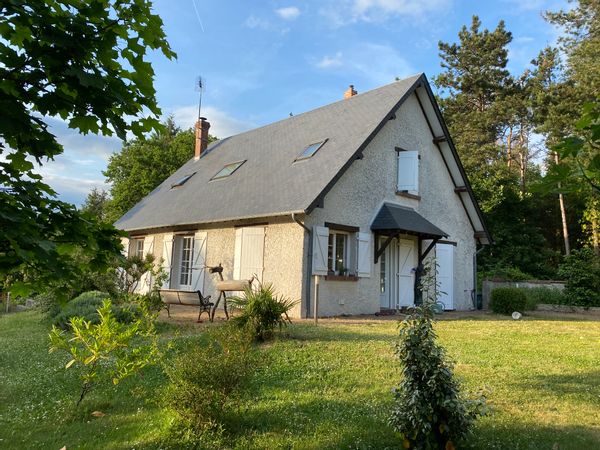 Maison dans parc arboré, proche des Châteaux de la Loire