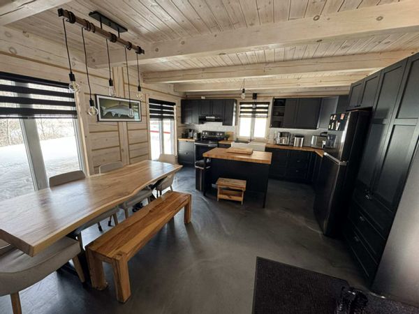 Chalet au bord de la rivière