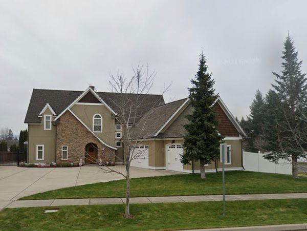 Debbie and Tims hus