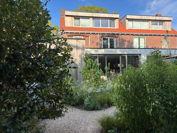 Close to Rotterdam and Antwerp.
Spacious home on the edge of the forest. ideal for remote workers