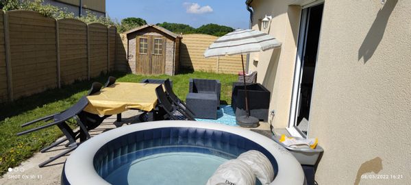 Maison avec jacuzzi et jardin clos dans le PERCHE SARTHOIS