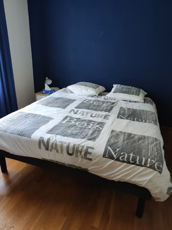 chambre avec salle de bains et WC privatifs