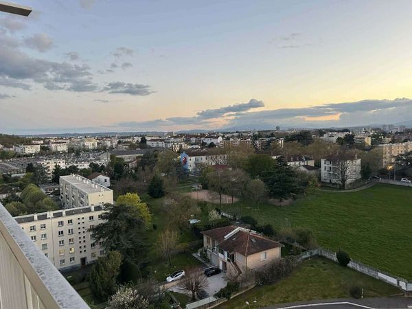 Belle appartement à 5 minutes de Lyon