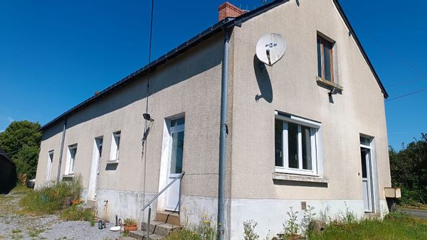 Disponible octobre 2025 Maison au coeur de la campagne Angevine mais avec un accès rapide à Angers et ses sites incontournables