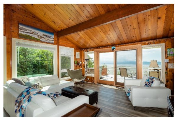 Beach Cottage on Semiahmoo Bay, BLAINE, WA, USA
