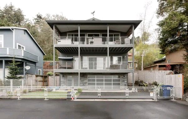 Mollie's house