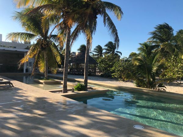 Mau’s Beach House