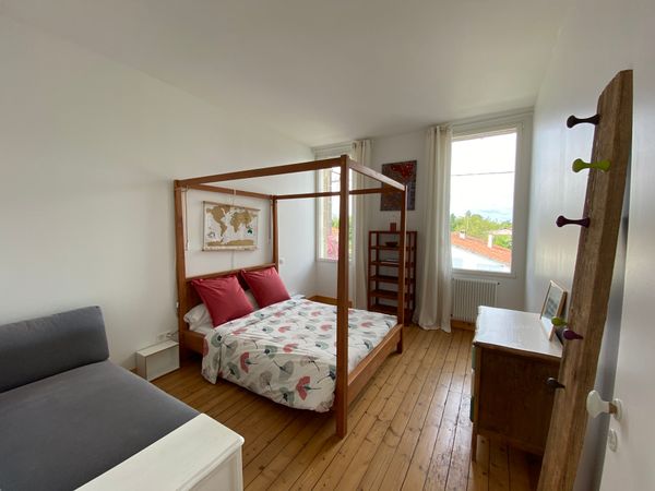 Chambre privée dans girondine rénovée