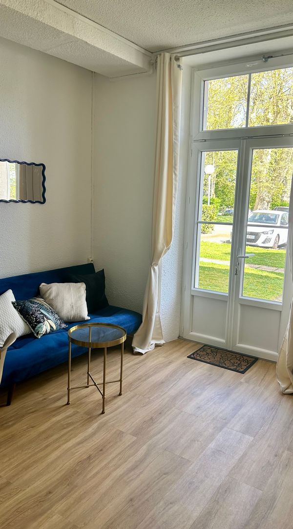 Appartement dans un petit château à quelques minutes de Bordeaux