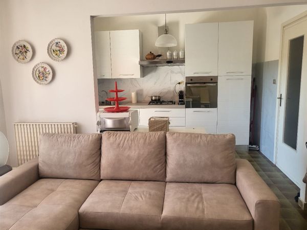 Appartengono a 200mt dal mare