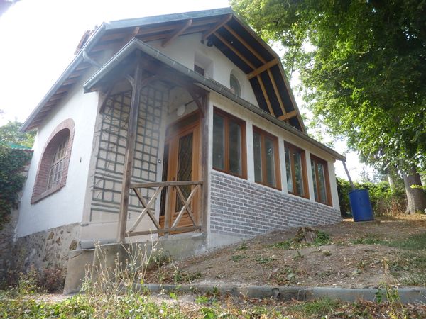 Maison de charme au calme avec jardin, dépendance de notre maison principale, agrée Gîtes de france