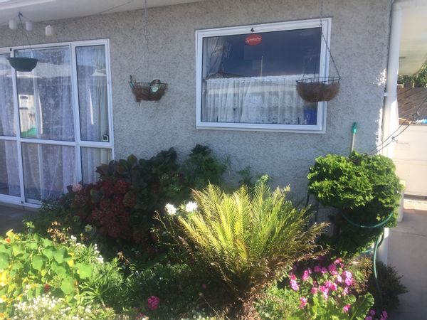 a shared Flat, Taradale, Napier, Hawkes Bay, New Zealand.