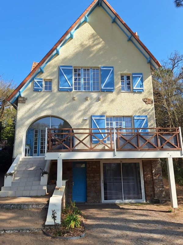 Amélies hus