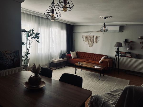 Elif's house